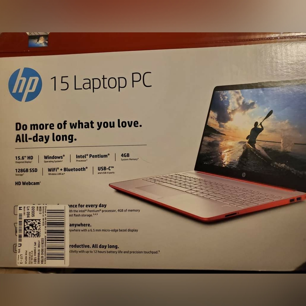 BRAND NEW OPEN BOX NEVER USED 15" HP LAPTOP.